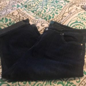 Dkin Capris size 24 wide